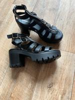 Catwalk Sandalen in 40 Niedersachsen - Vienenburg Vorschau