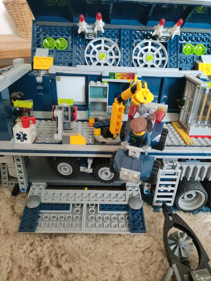 Lego Agenten 8635 in Laatzen