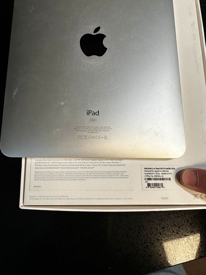 iPad 1.Generation 64 GB USA Modell in Alfter