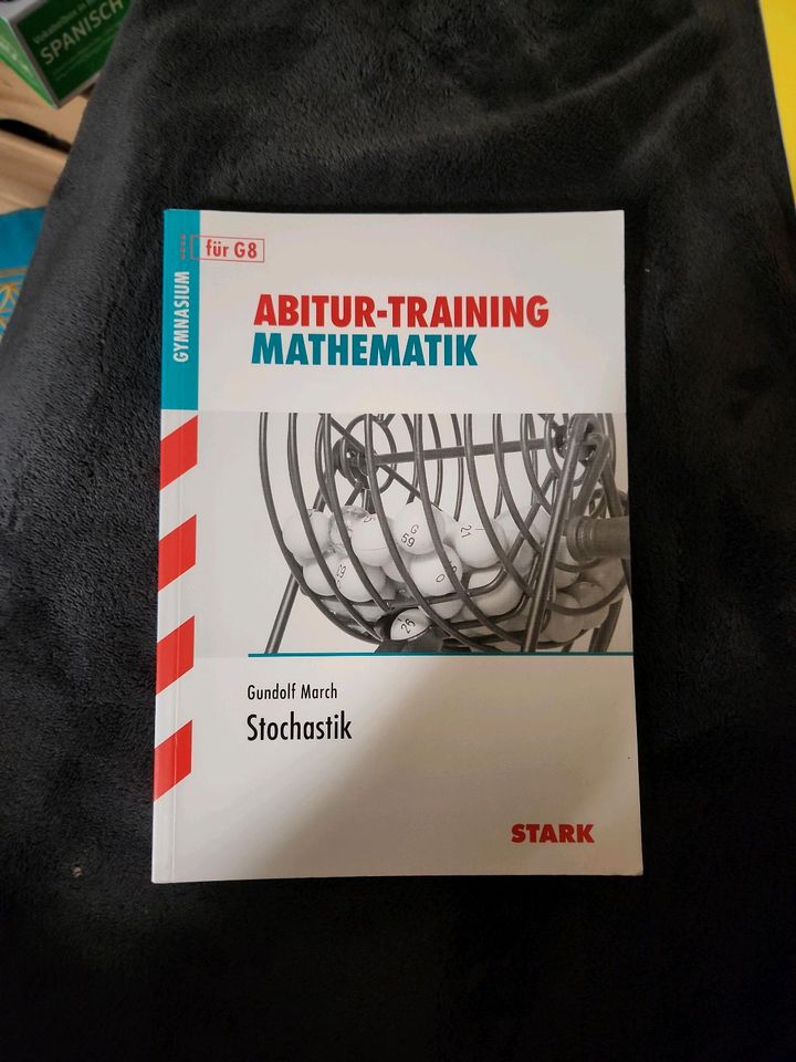 Fachbuch "Abitur-Training Mathematik Stochastik" in Velden