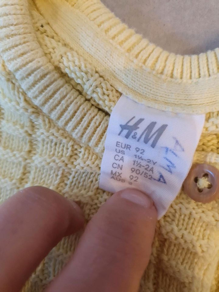 Kleidungspaket Marmar, Freds World, Strickjacke in Braunschweig