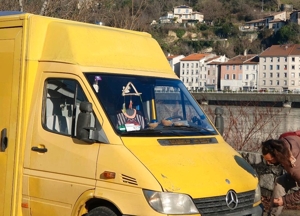 Suche Hilfe Schweißarbeiten Mercedes Sprinter in Alfter