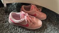 Nike dunk low in Pink Bayern - Niederbergkirchen Vorschau