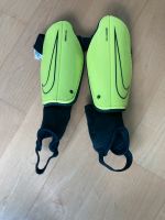 Nike Charge Schienbeinschoner Kinder M 130-140 Hessen - Wiesbaden Vorschau