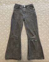 H&M Jeanshose Jeans Hose 140 Flare Adjustable waist high schwarz Baden-Württemberg - Unterreichenbach Vorschau