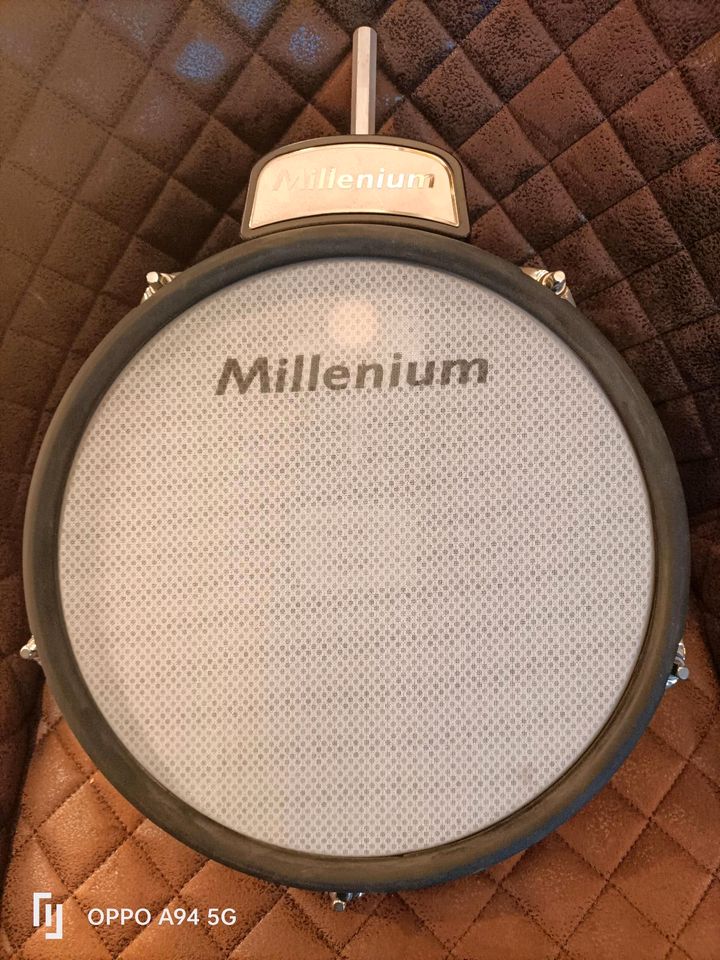 Millenium MPS750 Mesh Head Drum Pad (3 Vorhanden) in Walsrode