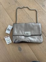 Michael Kors MK Clutch, nickel, silber, Leder, Handtasche, NEU Nordrhein-Westfalen - Werl Vorschau