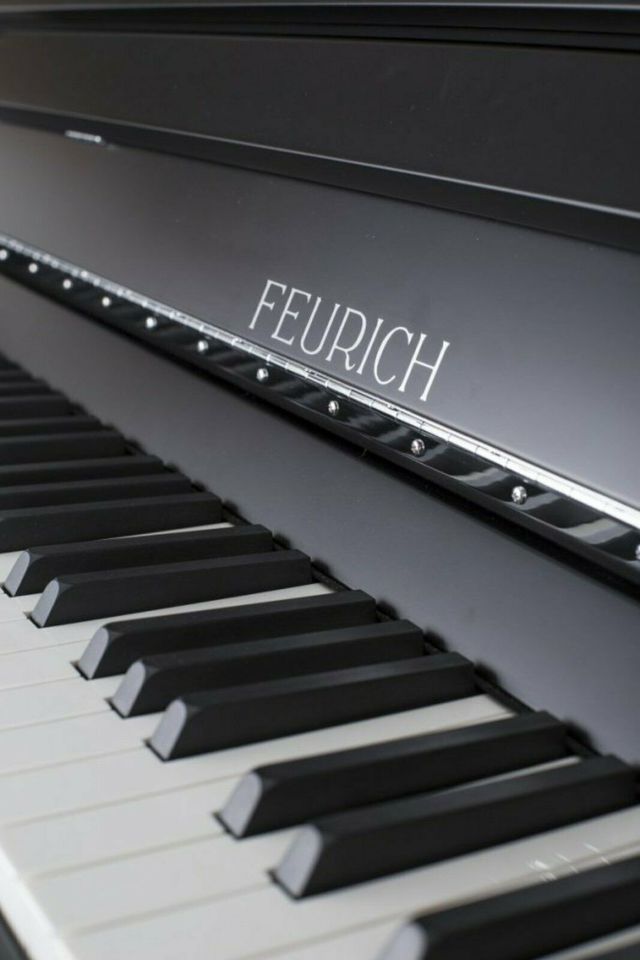 Feurich Klavier Modell 123 Vienna neu produziert in Östereich in Kiel