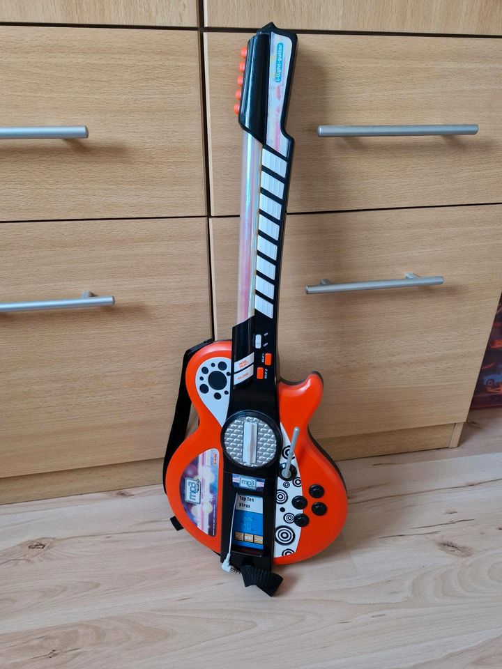 Spielzeug Sound Gitarre mit MP3 Funktion in Bendeleben