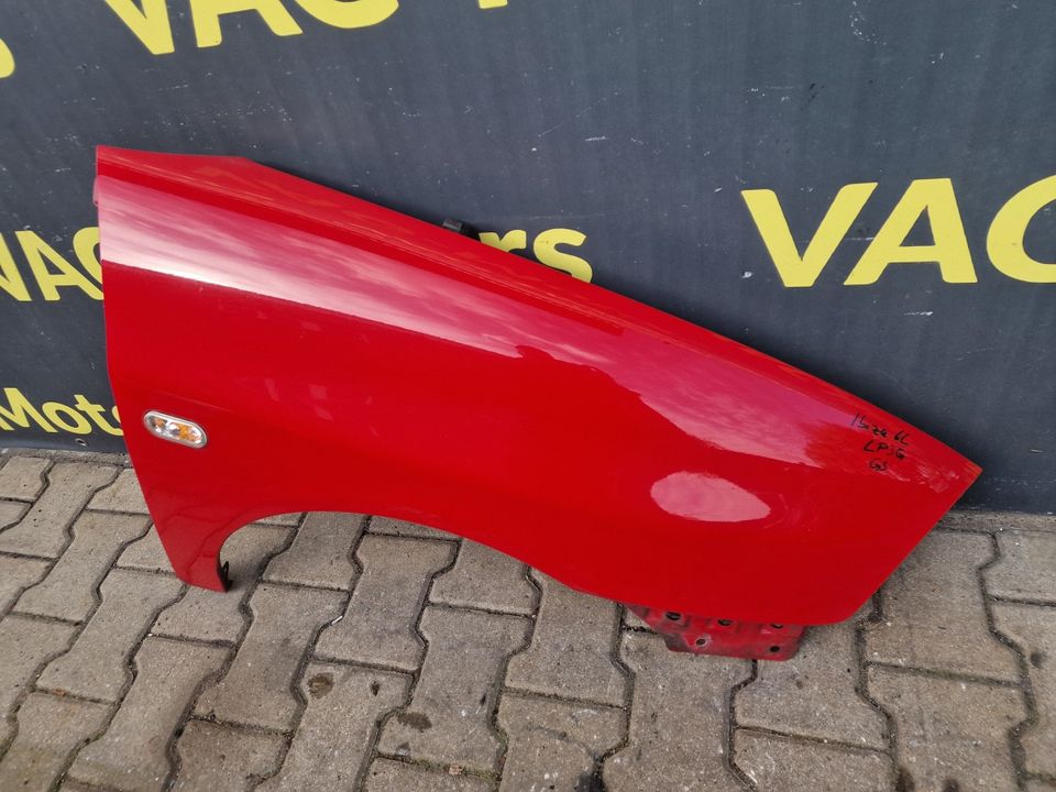 Seat Ibiza 6L Kotflügel rechts rot LP3G Flashrot in Castrop-Rauxel