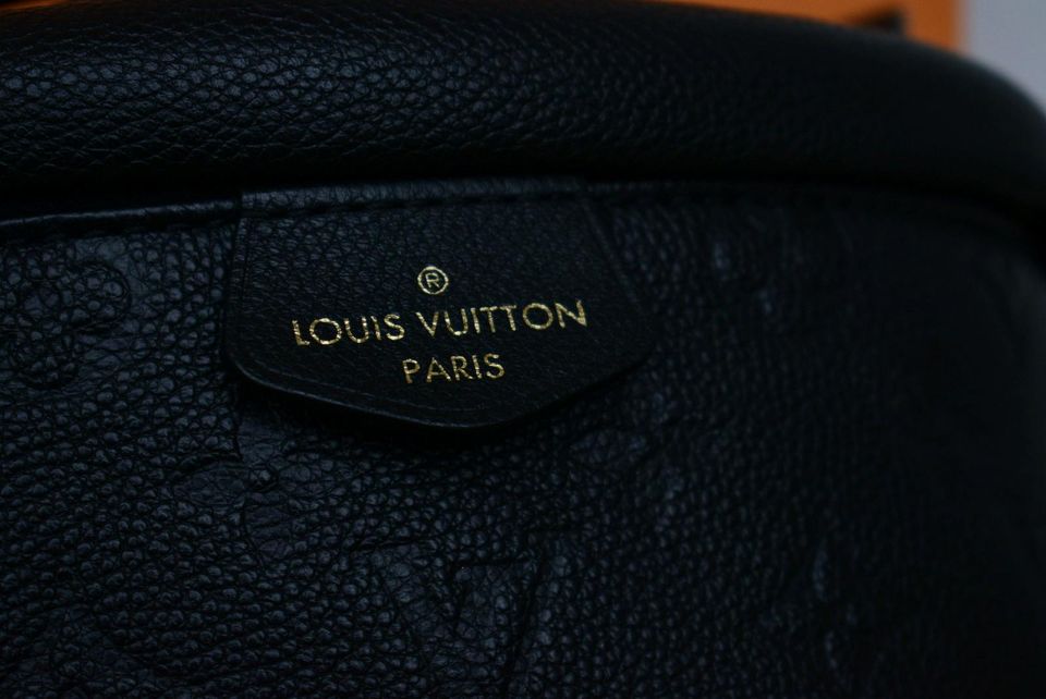 Louis Vuitton Bumbag Monogram Empreinte Leder Noir Bauchtasche in Tyrlaching