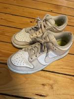Nike Turnschuhe Mädchen weiß/ rosa Größe 38 zu verschenken Baden-Württemberg - Mannheim Vorschau