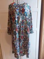 Kleid Palisee' Muster+ glitzerstreifen,dezent,  Gr M,Neu Hessen - Runkel Vorschau