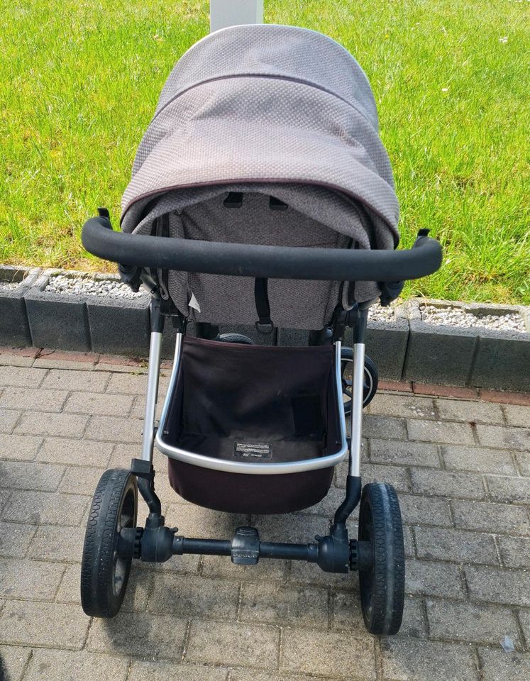 Kinderwagen Moon Scala in Sulz