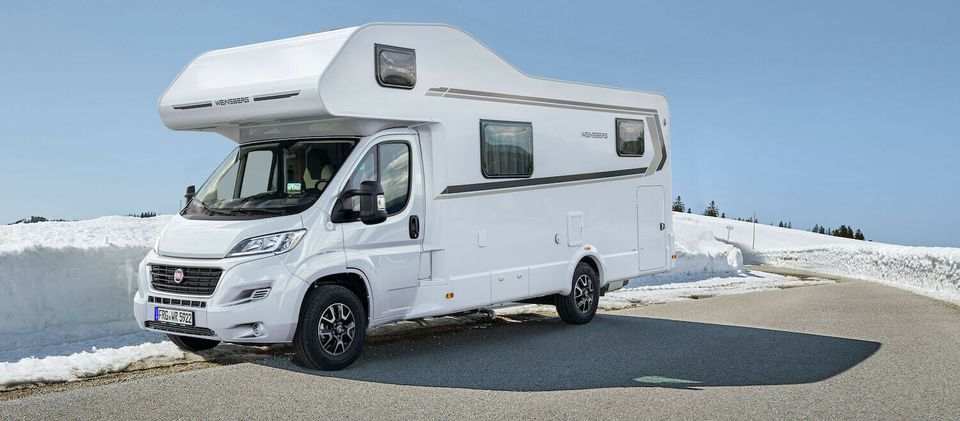 Alkoven CaraHome 700 DG Weinsberg zur Miete /  Wohnmobil mieten in Remscheid