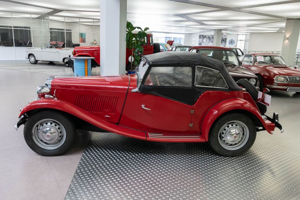 MG TD Roadster aus 1952 in Neuwied