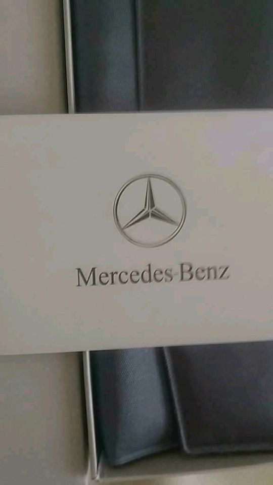 NEU!!! - "MERCEDES-BENZ" ARMBANDUHR  - HOCHWERTIG  - NEU!!! in Karlsruhe