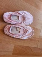 Turnschläppchen Gymnastikschuhe  Gr. 27/28 Hannover - Herrenhausen-Stöcken Vorschau