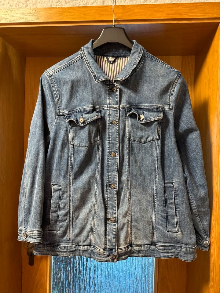 Jeansjacke von Yessica Gr. 58 in Abensberg