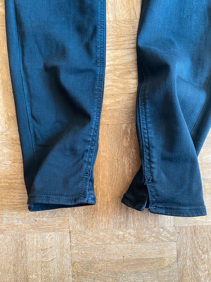 Drykorn Jeans schwarz 27/34 in Hamburg