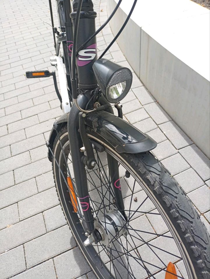 Mädchen Fahrrad 24 Zoll von Scool chiX in Offenbach