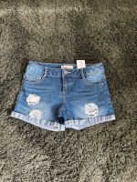 Jeansshorts Shorts Hose denim Löcher blau Vero Moda S Baden-Württemberg - Wüstenrot Vorschau