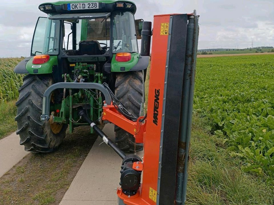 Mulcharbeiten Wiese mulchen Böschungsmulcher Gräben in Emden (bei Haldensleben)