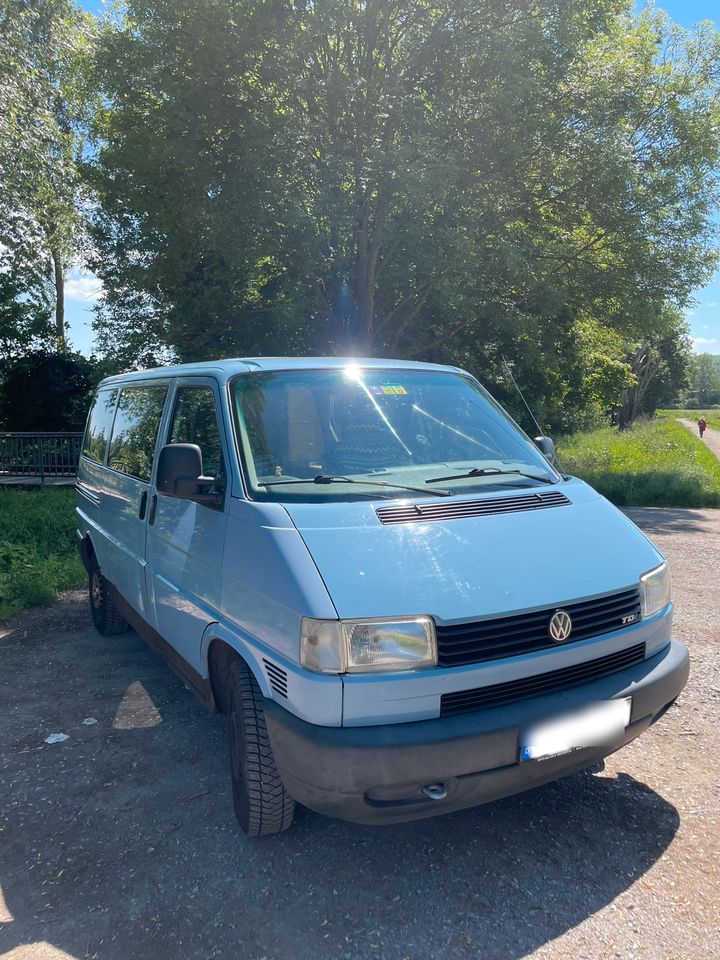 VW T4 2.5 TDI Transporter Camper Wohnmobil mit Ausbau Rusty Lee in Karlsruhe