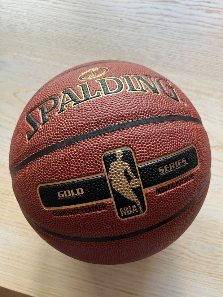 Basketball - Original  Spalding Gold Series Größe 6 in Berlin