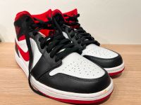 Air Jordan 1 Mid 'Gym Red' Black White - Top Zustand Frankfurt am Main - Kalbach Vorschau