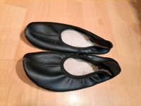 Gr. 42 Gymnastikschuhe Gymnastikschläppchen Turnschläppchen Nordrhein-Westfalen - Mönchengladbach Vorschau