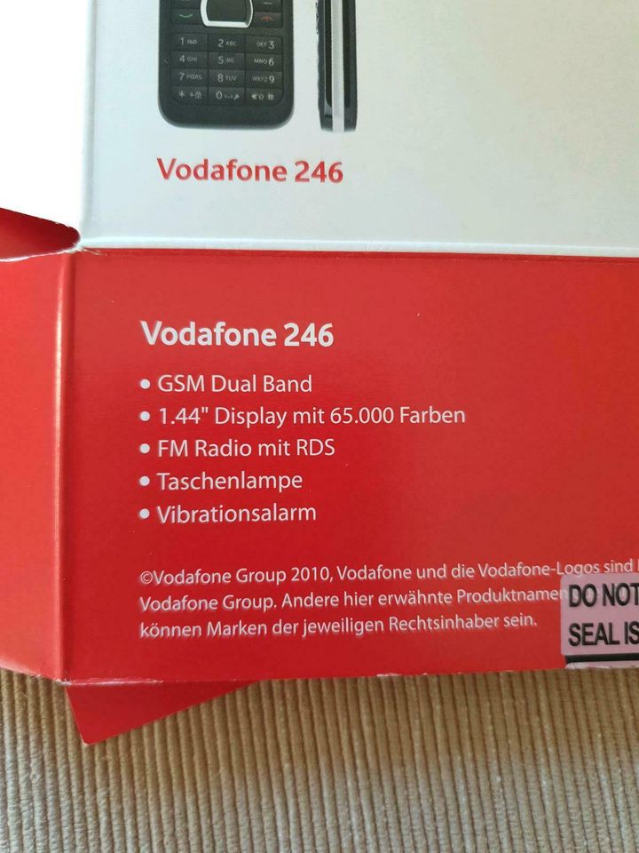 Vodafone Handy 246 Neu weiß in Oedheim