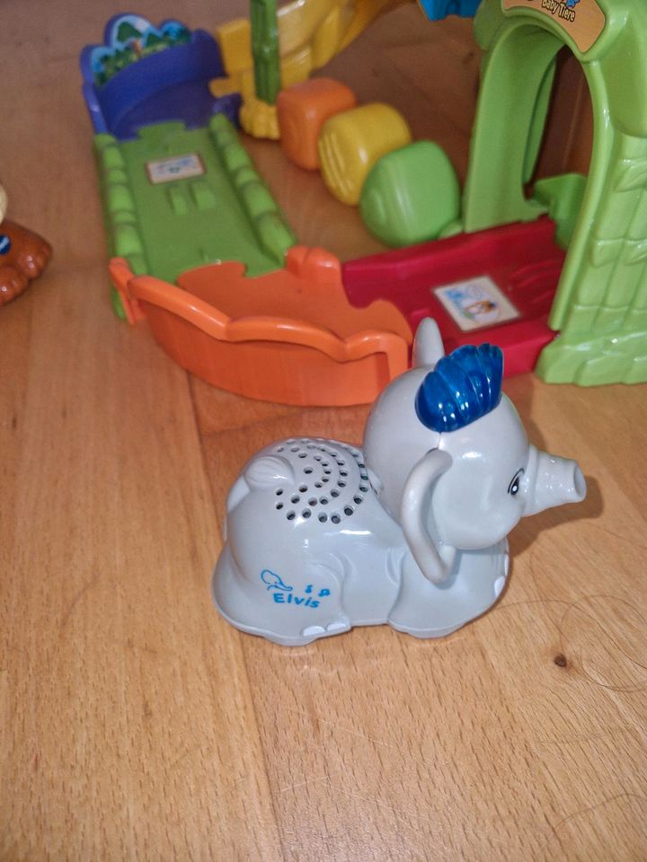 Vtech Baumhaus mit Elefant und Affe in Buxtehude