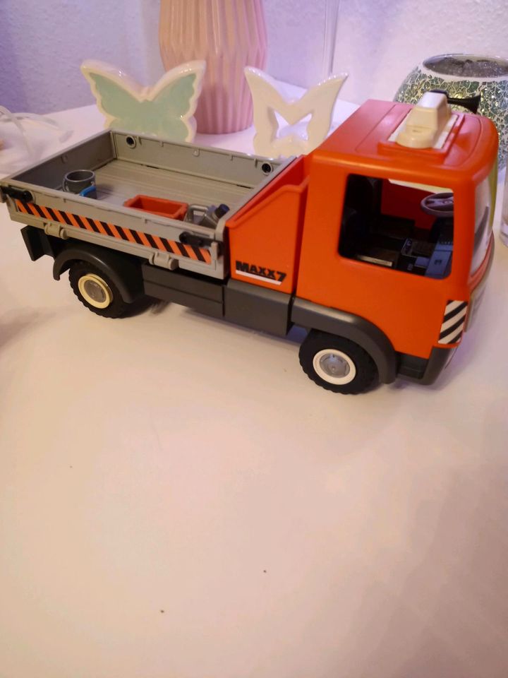 Playmobil Schulbus und Kipplaster in Essen