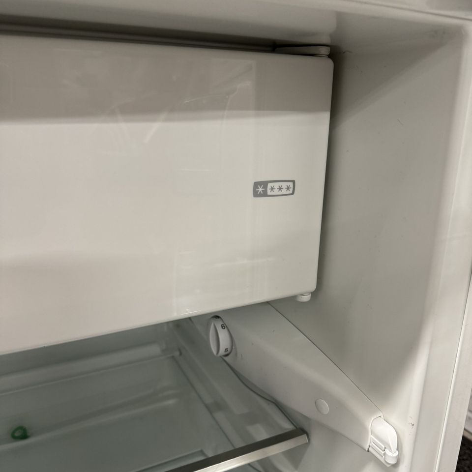 Kühlschrank AEG 85cm A++ / 1 Jahr Garantie / Lieferung in Hamburg