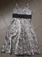 Kleid_Abendkleid_festl. Kleid*Jessica *Größe 38 Niedersachsen - Gifhorn Vorschau