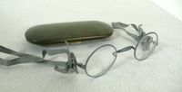 Antike Nickelbrille mit Bändern im Etui, Militärbrille ? hellgrau Rheinland-Pfalz - Sinzig Vorschau