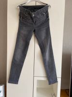 Liu Jo Damen Jeans Gr. M / 38 ? grau/schwarz*** Dortmund - Benninghofen Vorschau