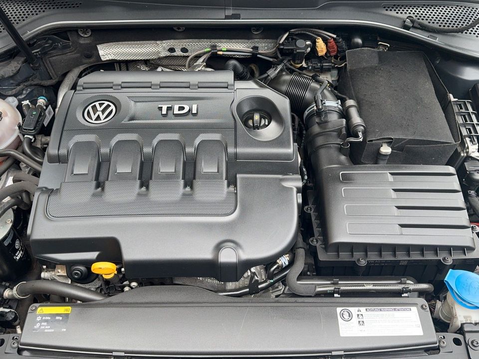 Volkswagen Golf GTD DSG *Leder* *Kamera* *Dynaudio* in Saarbrücken