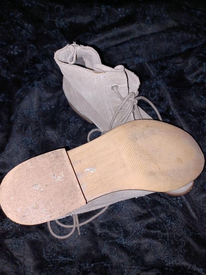 Halbschuhe beige in Kißlegg