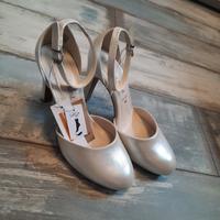 Brautschuhe Damenschuhe Pumps Gr. 40 Rheinland-Pfalz - Niedererbach Vorschau