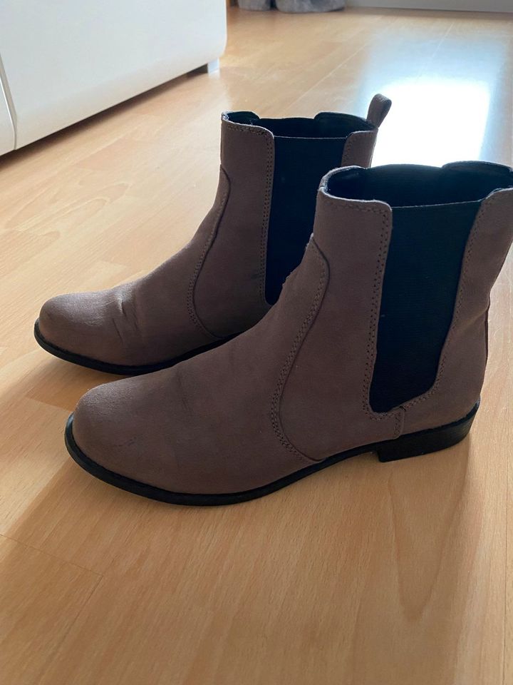 H&M Chelsea Boots Gr. 38 in Stadtlohn