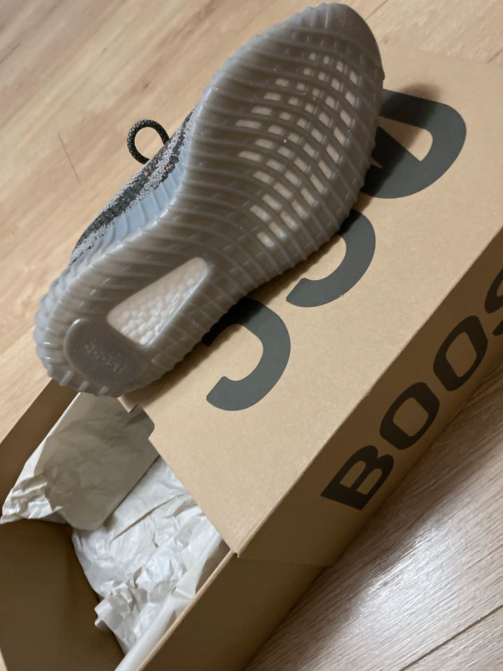 yeezy boost v2 orange grey in Hof (Saale)