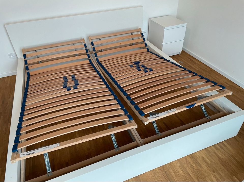 IKEA Bett mit Lattenrost in Hamburg