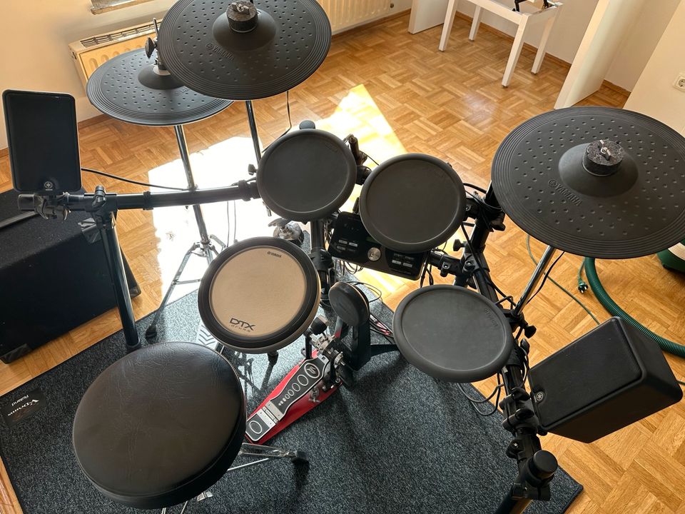 Yamaha DTX 522 Drumset in Köln