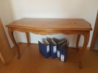 Kleines Tischchen mit geschnitzten geschwungenen Füβen Baden-Württemberg - Engen Vorschau