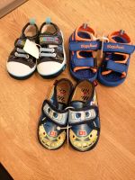 Kinderschuhe Gr. 20 + 21 (Sandalen, Hausschuhe, Turnschuhe) Nordrhein-Westfalen - Siegen Vorschau