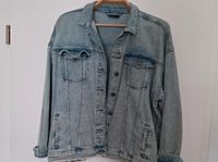 Jeans Jacke  Größe 42 Sachsen-Anhalt - Magdeburg Vorschau