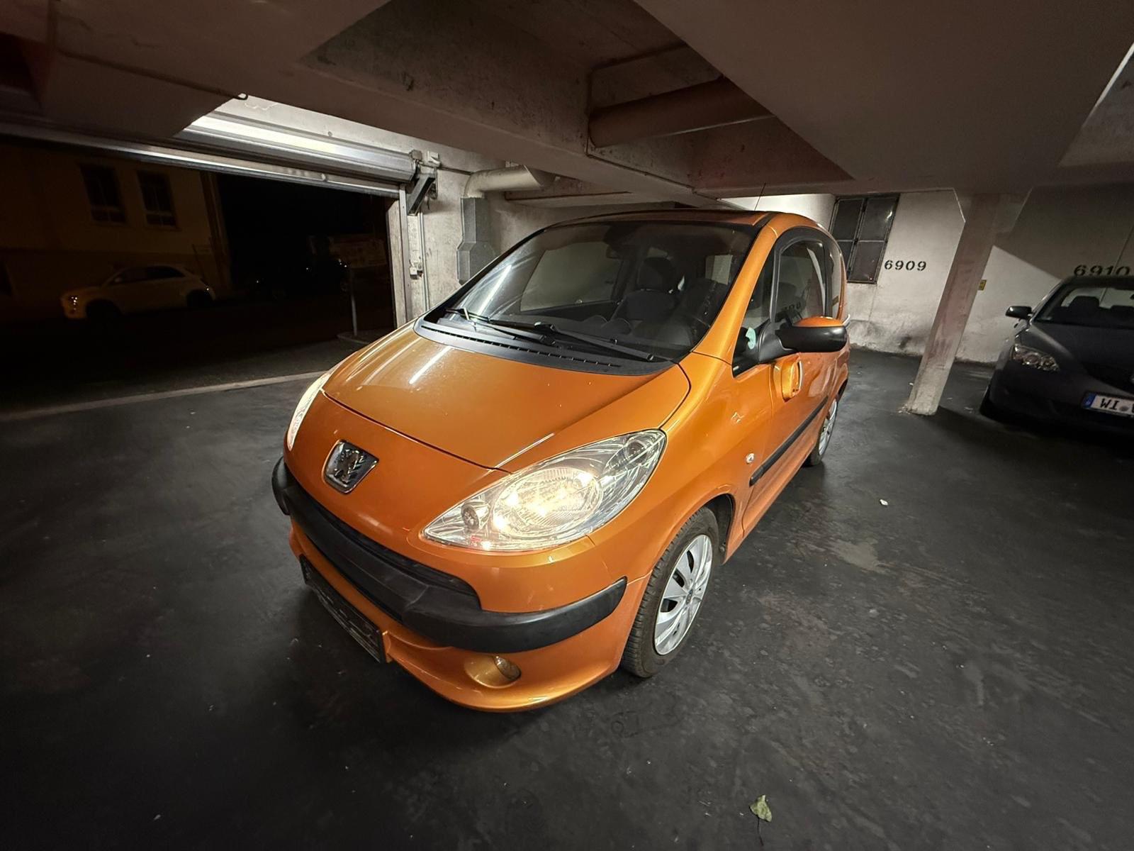 Abbildung des Autos Peugot 1007 Automatik I …
