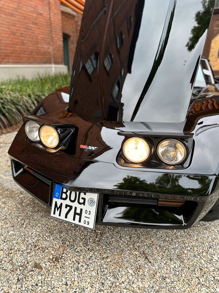 Chevrolet Corvette C3 Targa 1982 Coupé  T-Top in Parkstetten